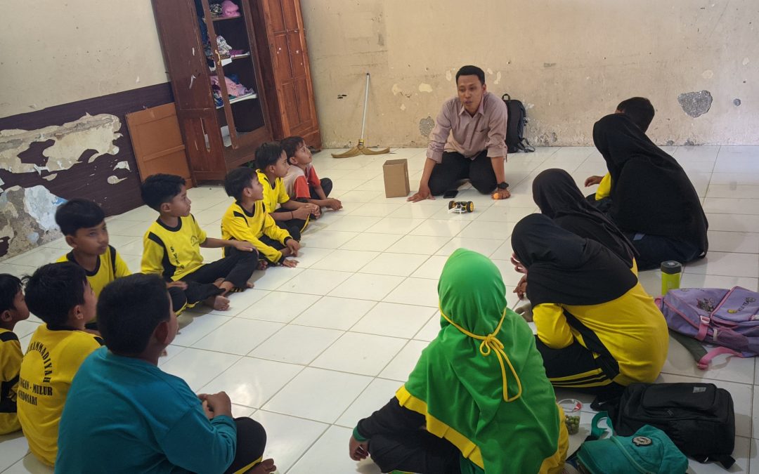 Enam Siswa MI Muhammadiyah PK Bendungan Siap Bertanding di Robotic and Coding Competition 2024